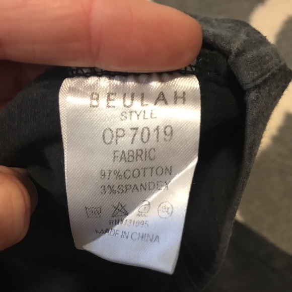 Super soft and stretchy moto leggings - Picture 6 of 6